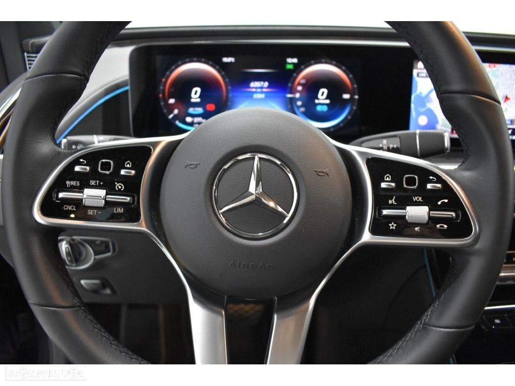 Mercedes-Benz EQC - 16