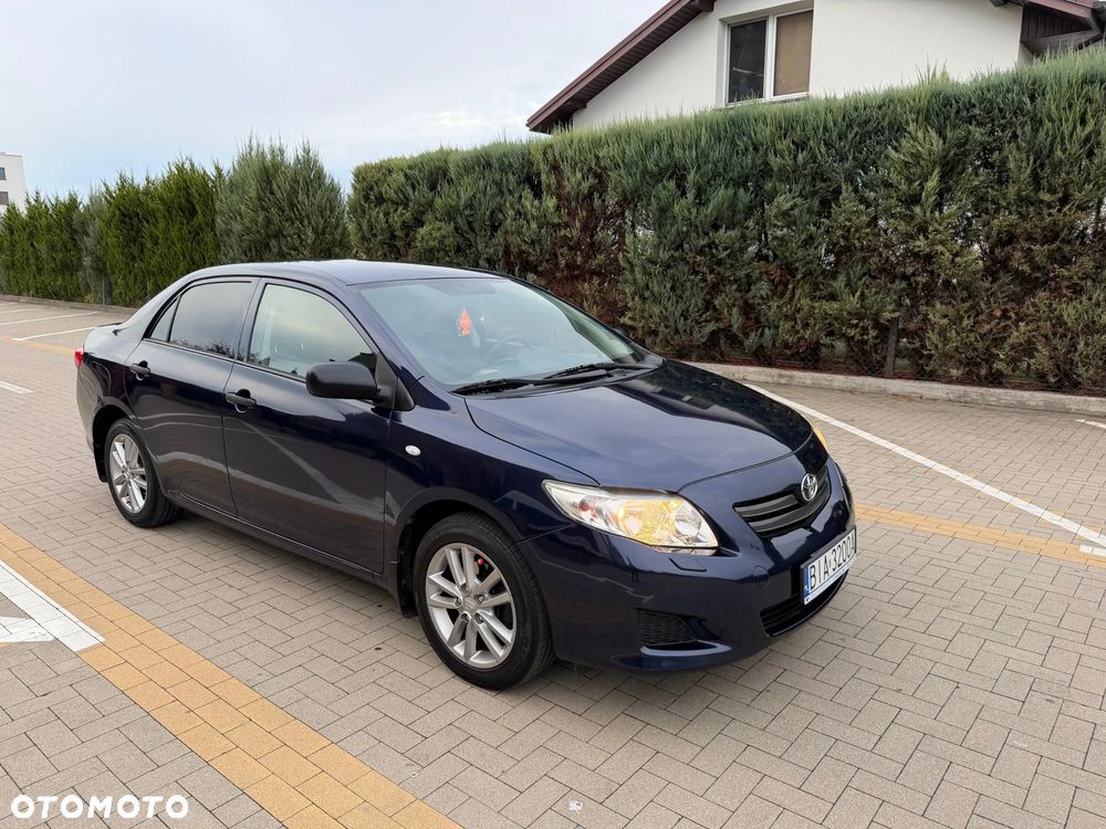 Toyota Corolla - 8