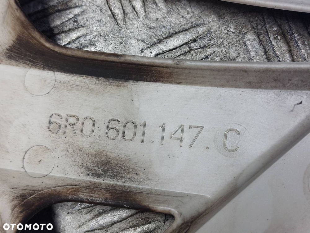 KOŁPAK KOŁPAKI 3 SZTUKI R15 15" 15 VOLKSWAGEN 6R0601147C - 6