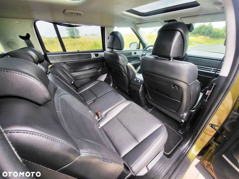 Hyundai Santa Fe 1.6 HEV 4WD SEVEN Signature - 26