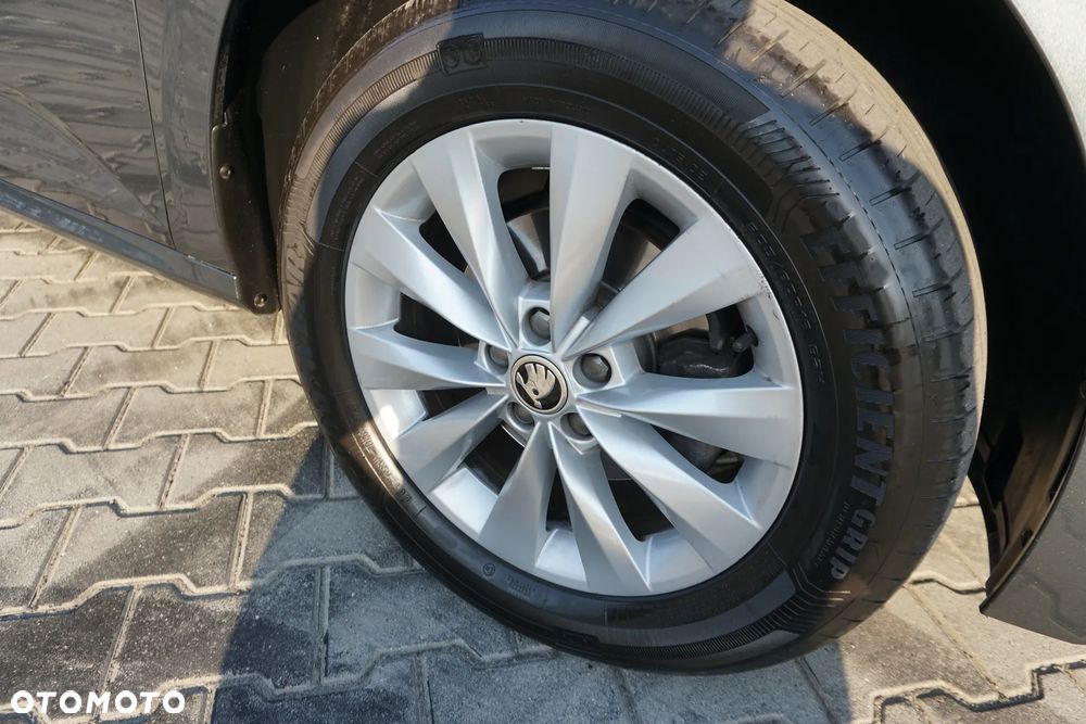 Skoda Kamiq 1.0 TSI Ambition DSG - 26