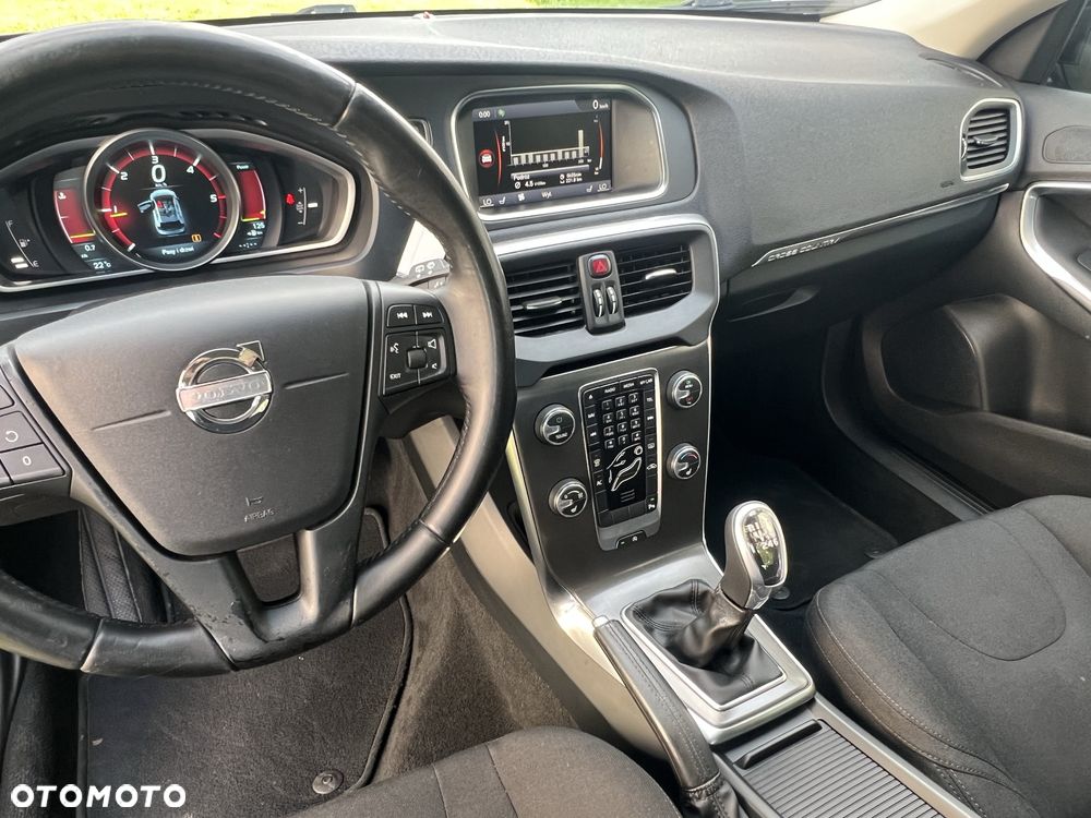 Volvo V40 - 5