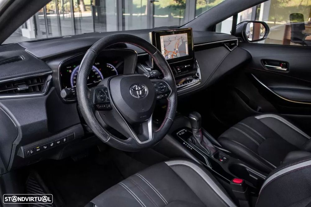 Toyota Corolla Touring Sports 1.8 Hybrid GR-Sport - 25