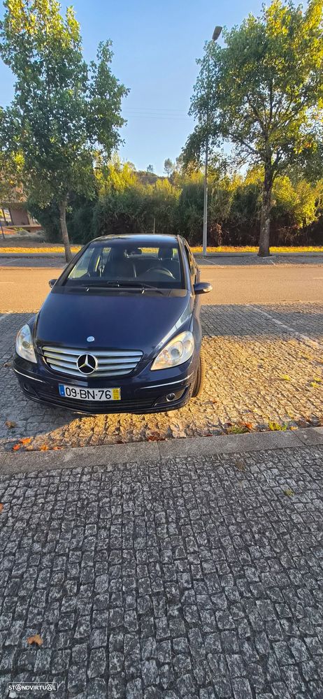 Mercedes-Benz B 200 CDi Autotronic - 3