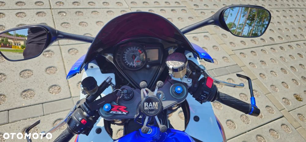 Suzuki GSX-R - 4
