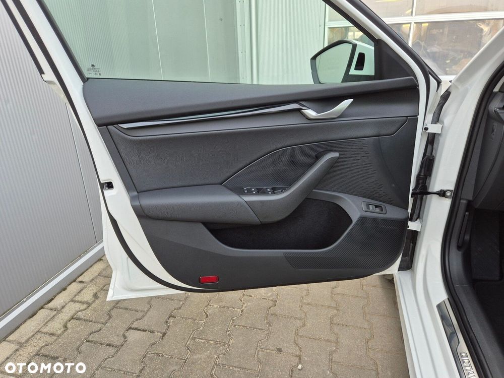 Skoda Octavia 1.5 TSI Selection - 14