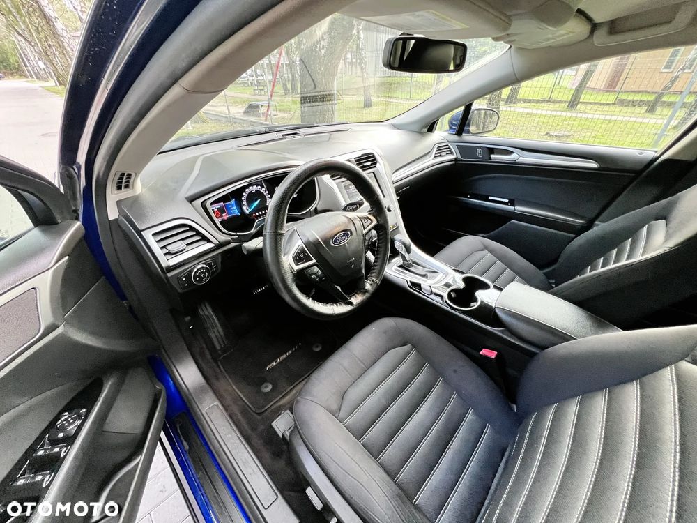 Ford Fusion - 6