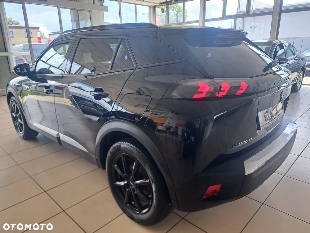 Peugeot 2008 e-2008 50kWh Allure - 4