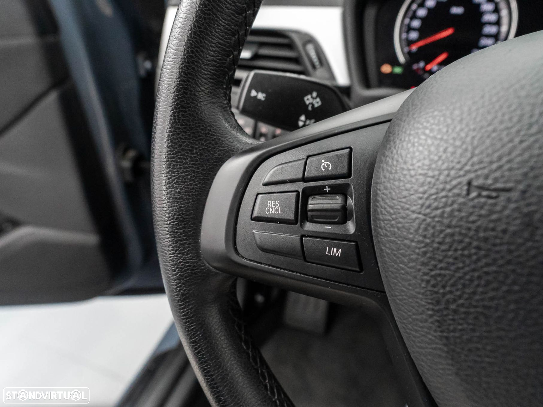 BMW X1 16 d sDrive - 23