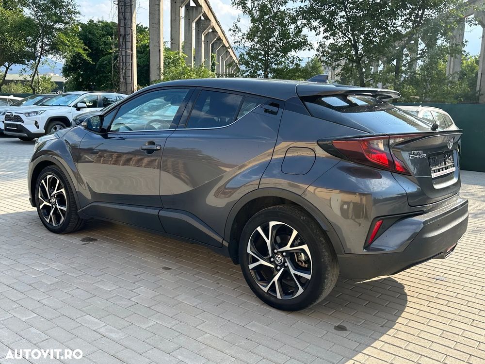 Toyota C-HR Hybrid Business-Edition - 13