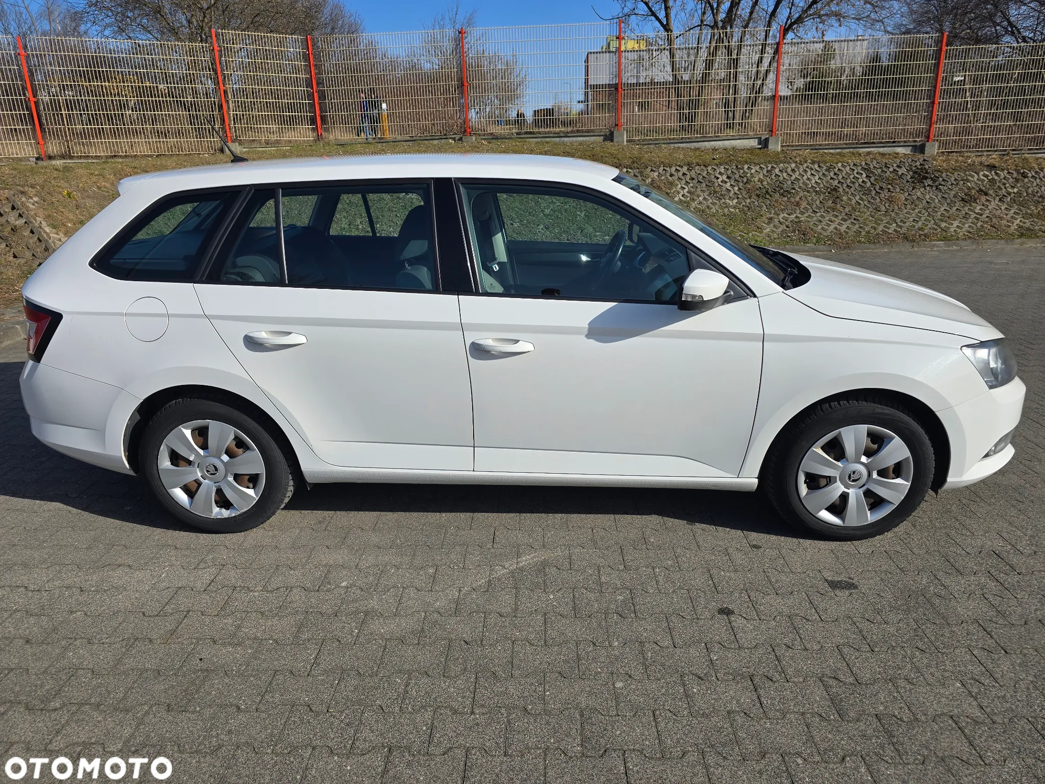 Skoda Fabia 1.0 Ambition - 5