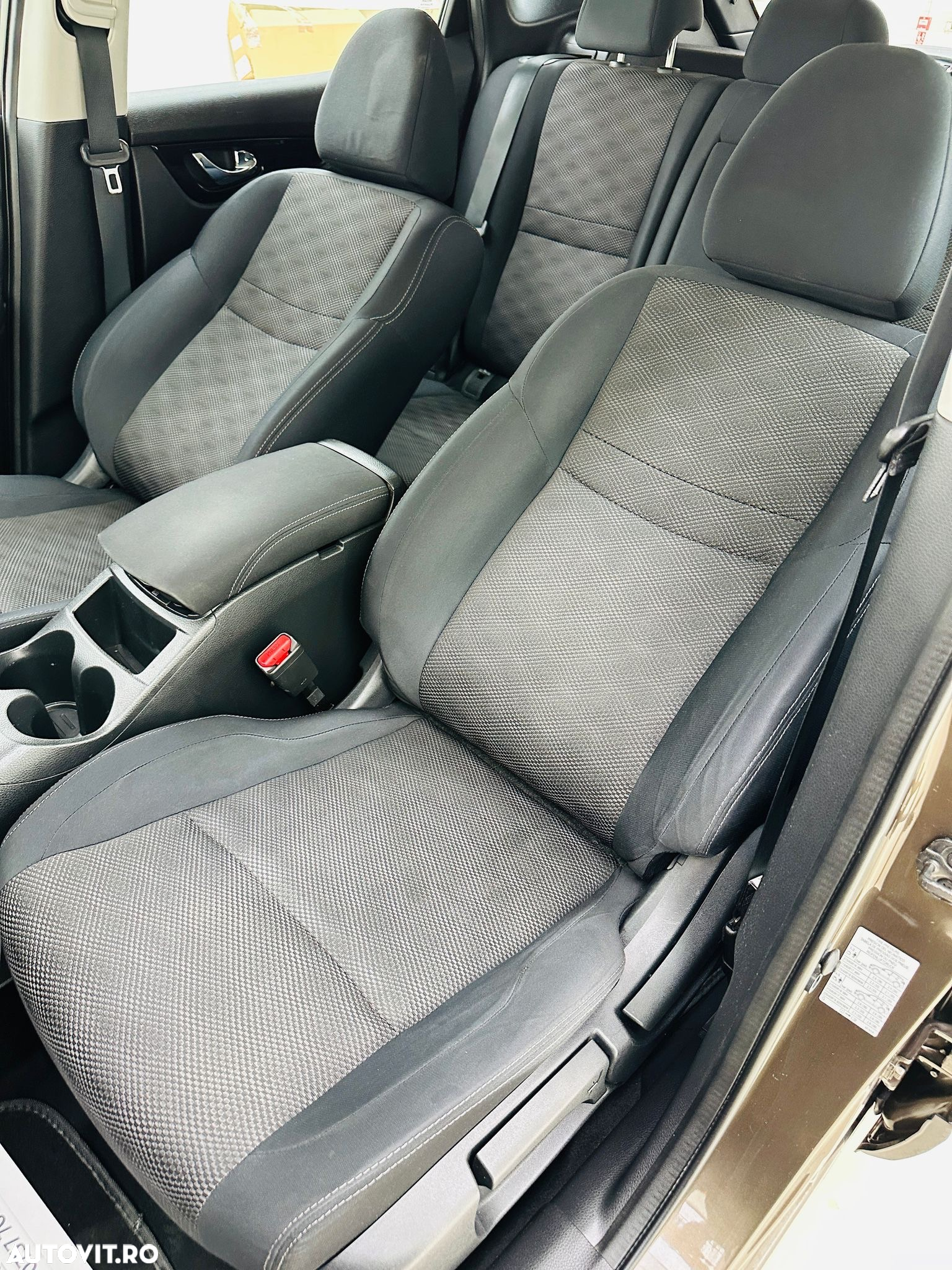 Nissan Qashqai - 22