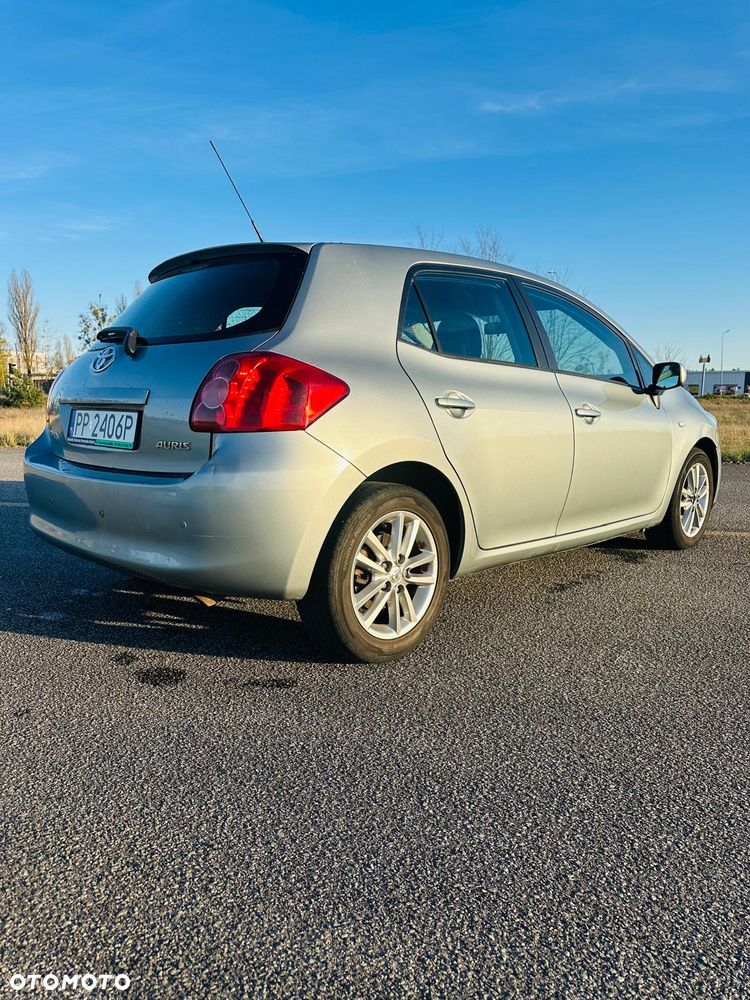Toyota Auris 1.6 VVT-i Terra - 5