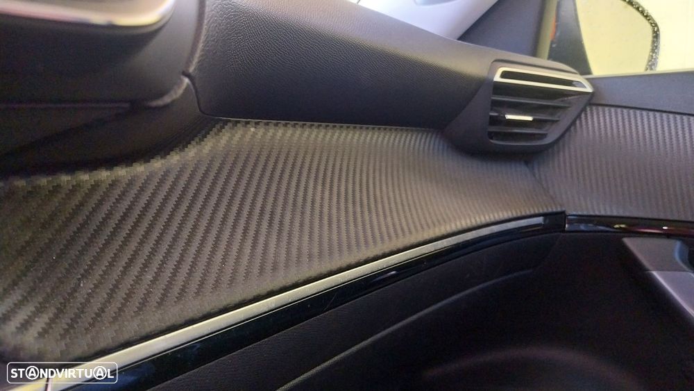 Peugeot 2008 1.2 PureTech Allure - 13
