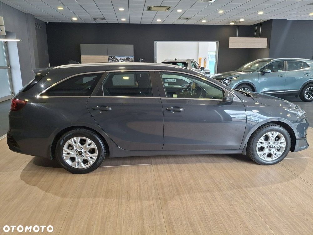 Kia Ceed 1.5 T-GDI M DCT - 4