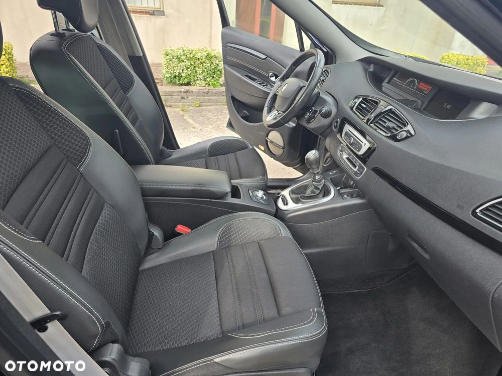 Renault Scenic - 32