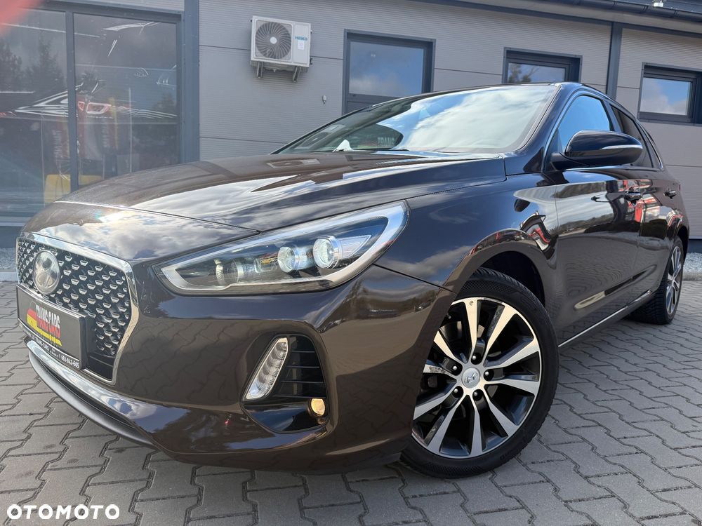 Hyundai i30 1.0 T-GDI Intro Edition - 1