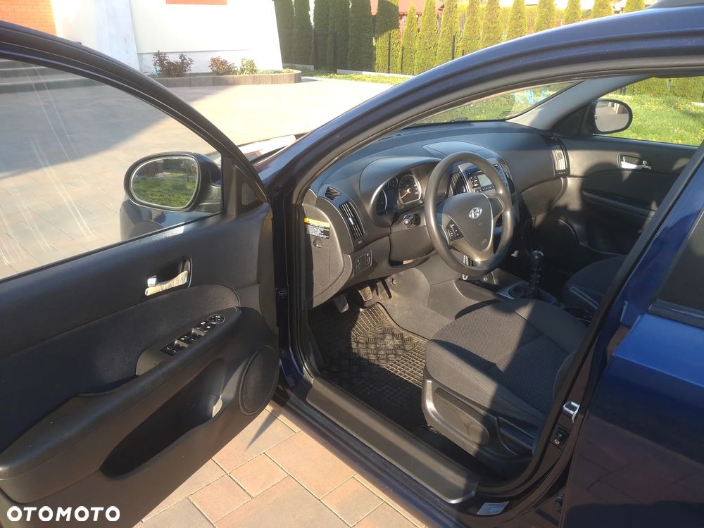 Hyundai i30 1.6 Classic + World Cup - 7