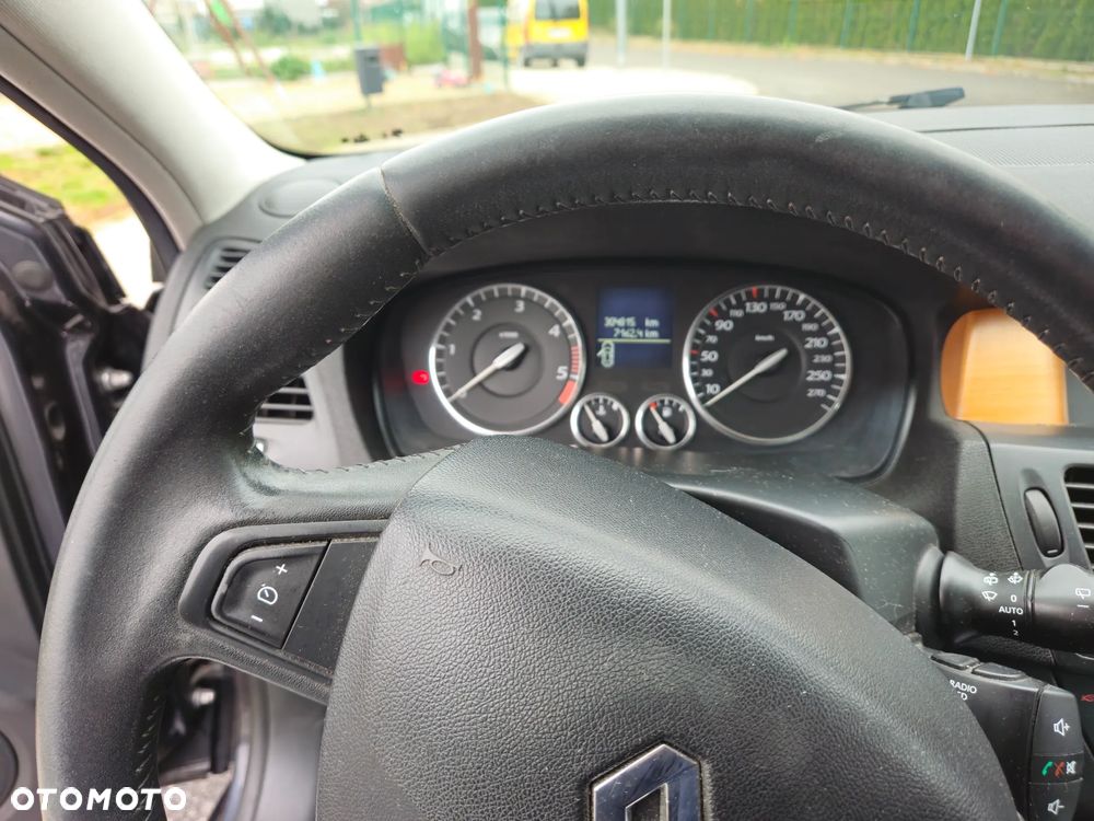 Renault Laguna ver-2-0-dci-fap-initiale - 6