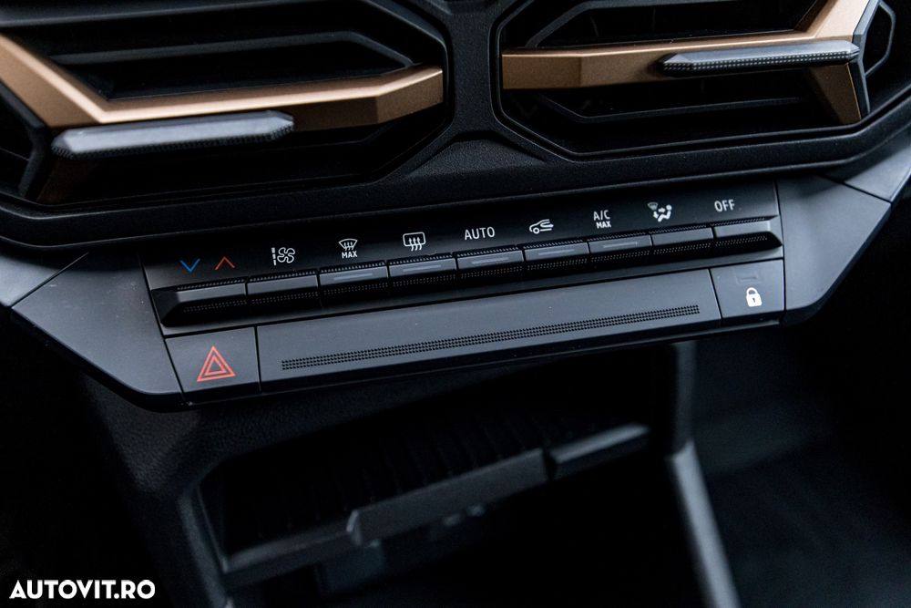 Dacia Duster HEV 140 Extreme - 30