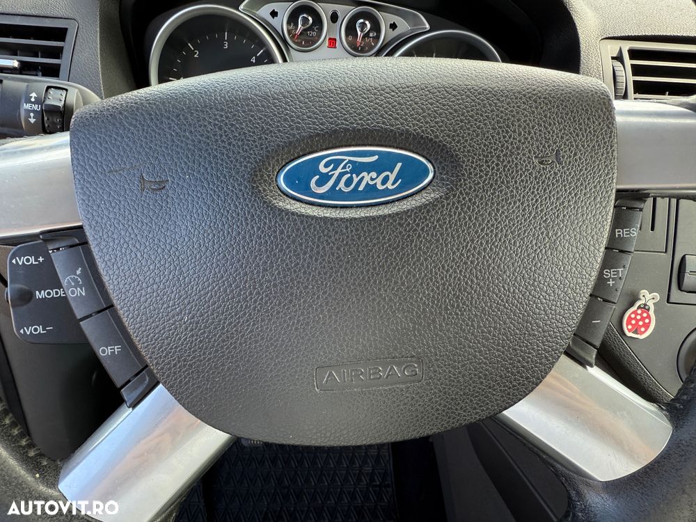 Ford C-Max 1.6 TDCi Ambiente - 15