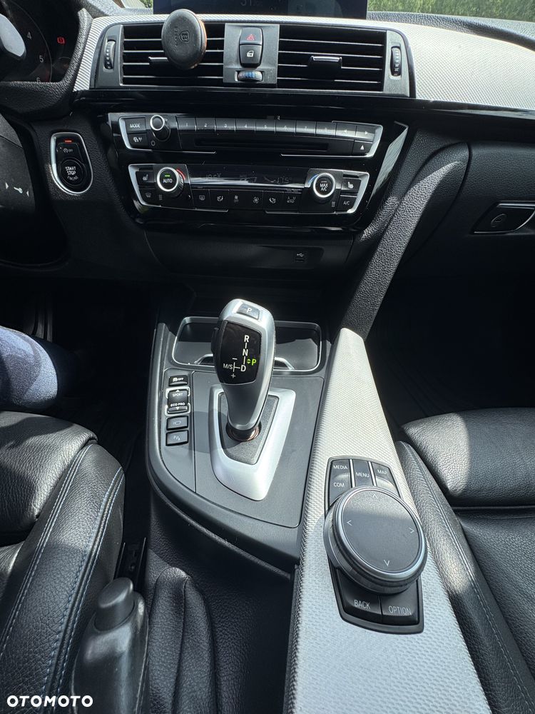 BMW 3GT 320d xDrive M Sport - 19