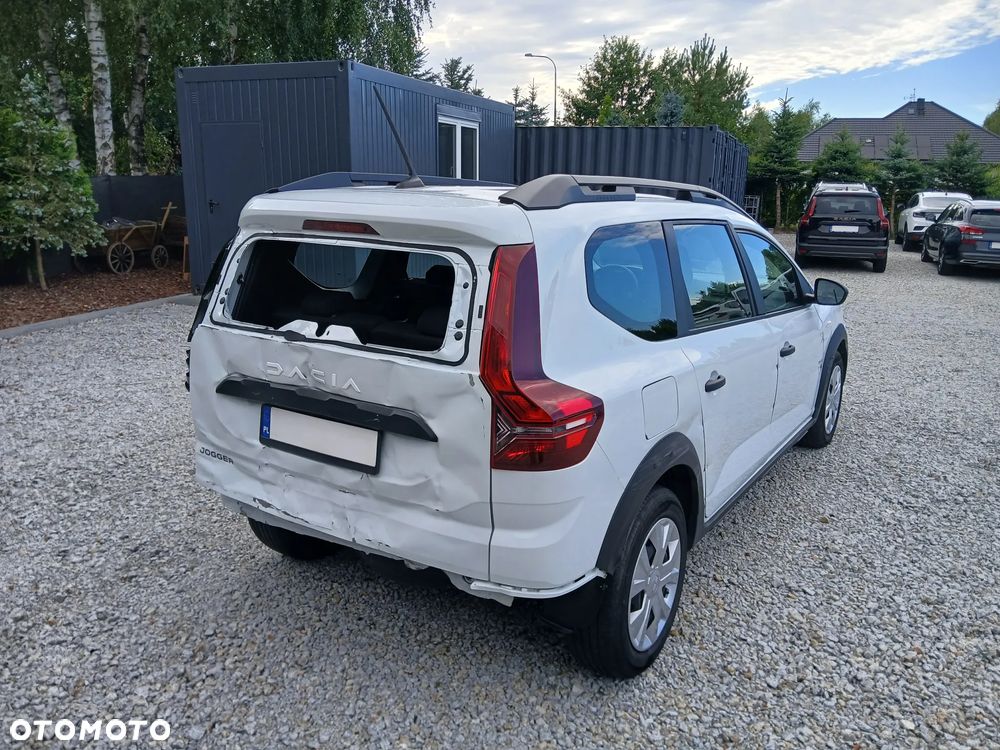 Dacia Jogger 1.0 TCe Essential 7os - 4