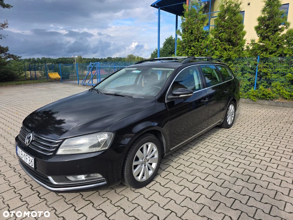 Volkswagen Passat 1.6 TDI Comfortline - 12