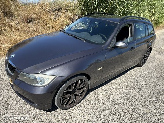 BMW 320 d - 1