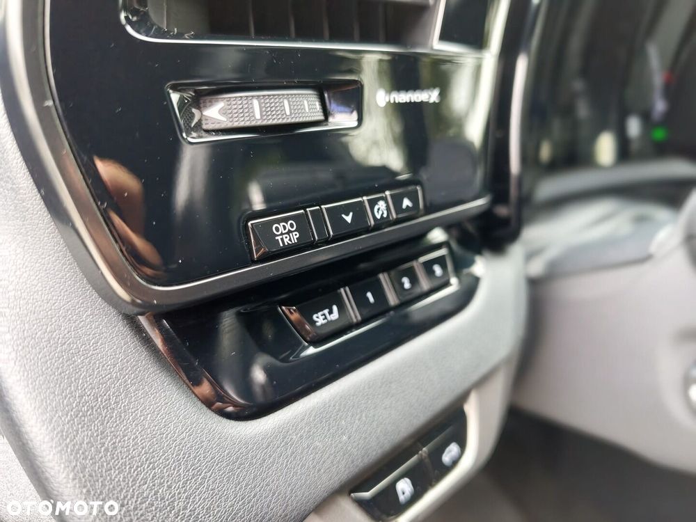 Lexus RX - 30