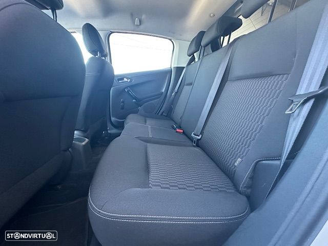 Peugeot 208 1.2 PureTech Style - 12