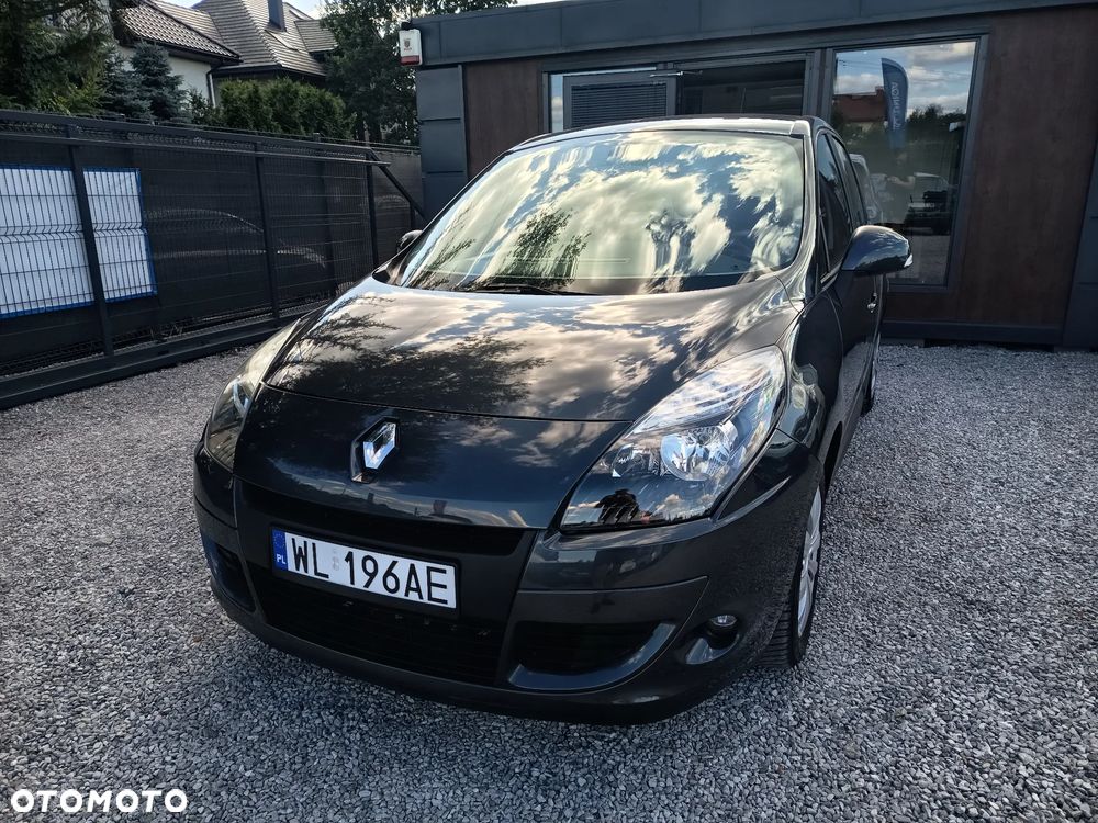 Renault Scenic 1.6 16V 110 TomTom Edition - 1