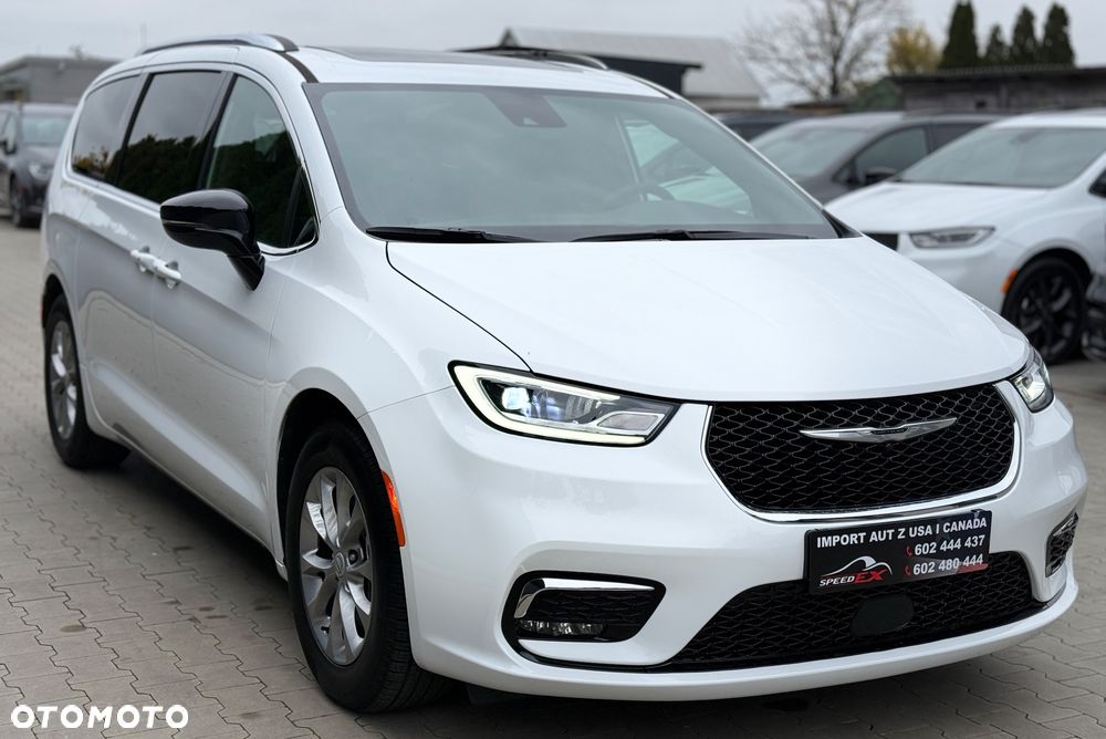 Chrysler Pacifica 2026 photo 5