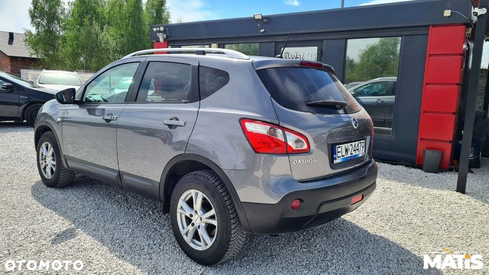 Nissan Qashqai - 10