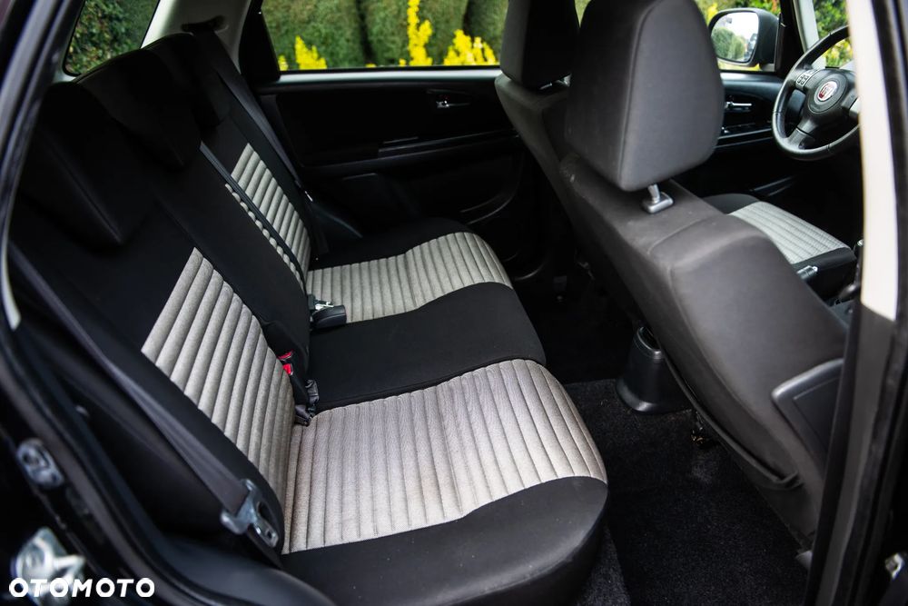 Fiat Sedici 2.0 Multijet DPF 4x2 Emotion - 30