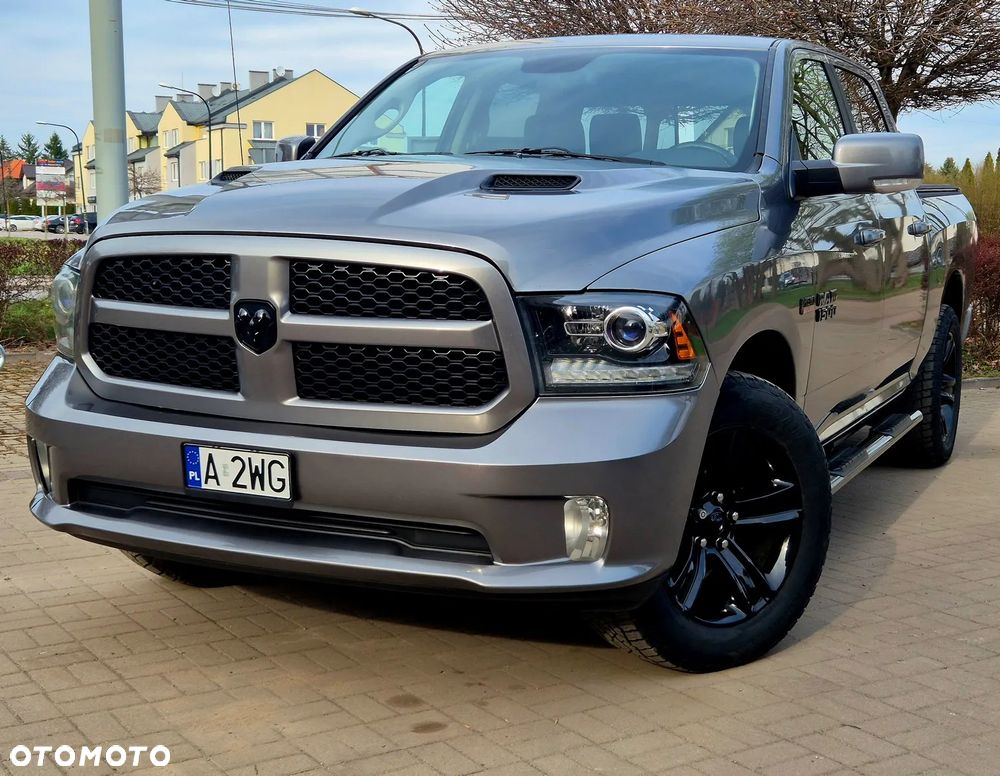 Dodge RAM 5.7 4x4 - 4
