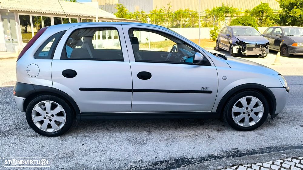 Opel Corsa 1.2 16V N-Joy - 20