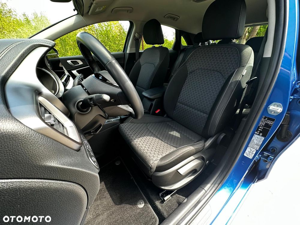 Kia Ceed 1.4 M - 11