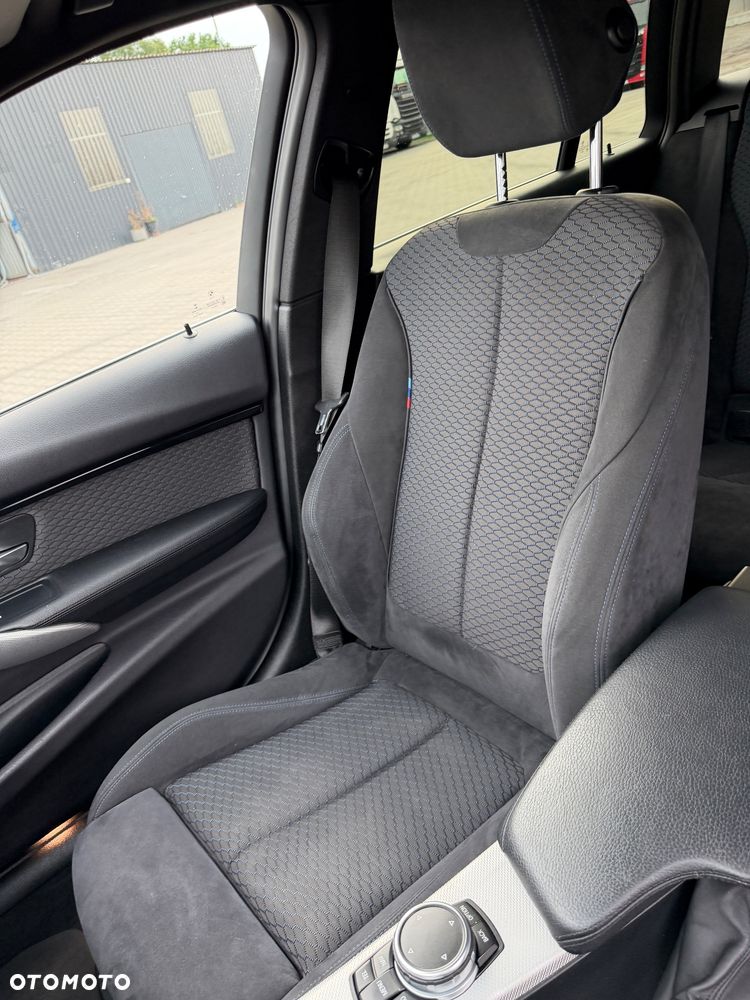 BMW Seria 3 320d M Sport - 30