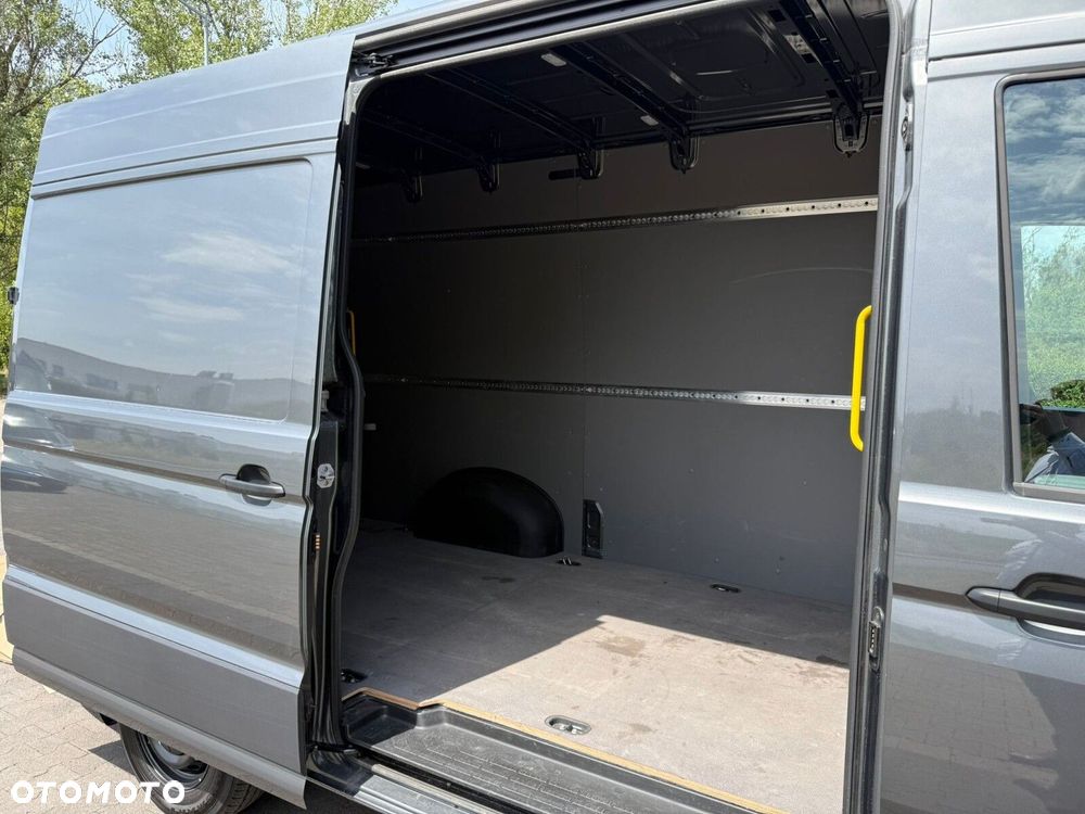 Volkswagen Crafter 35 furgon 177KM 3640 - 11