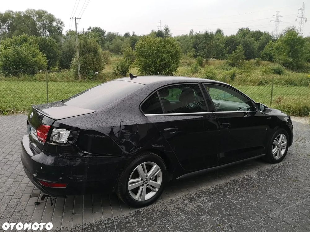 Volkswagen Jetta 2013 photo 2