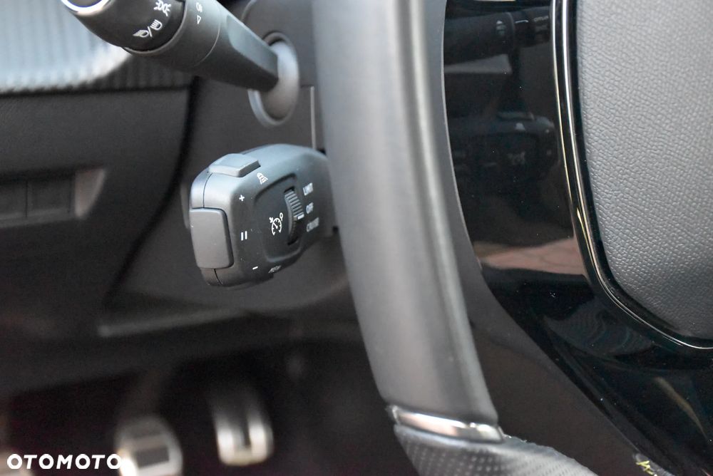 Peugeot 208 PureTech 100 GT - 20