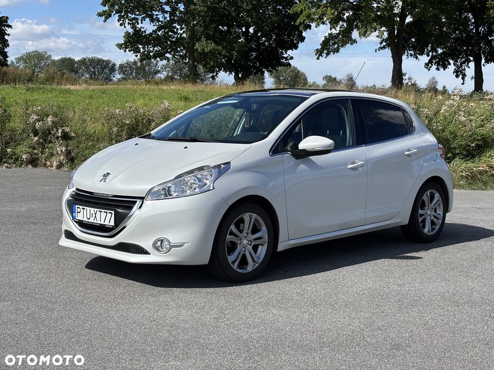 Peugeot 208 1.2 PureTech Allure - 1