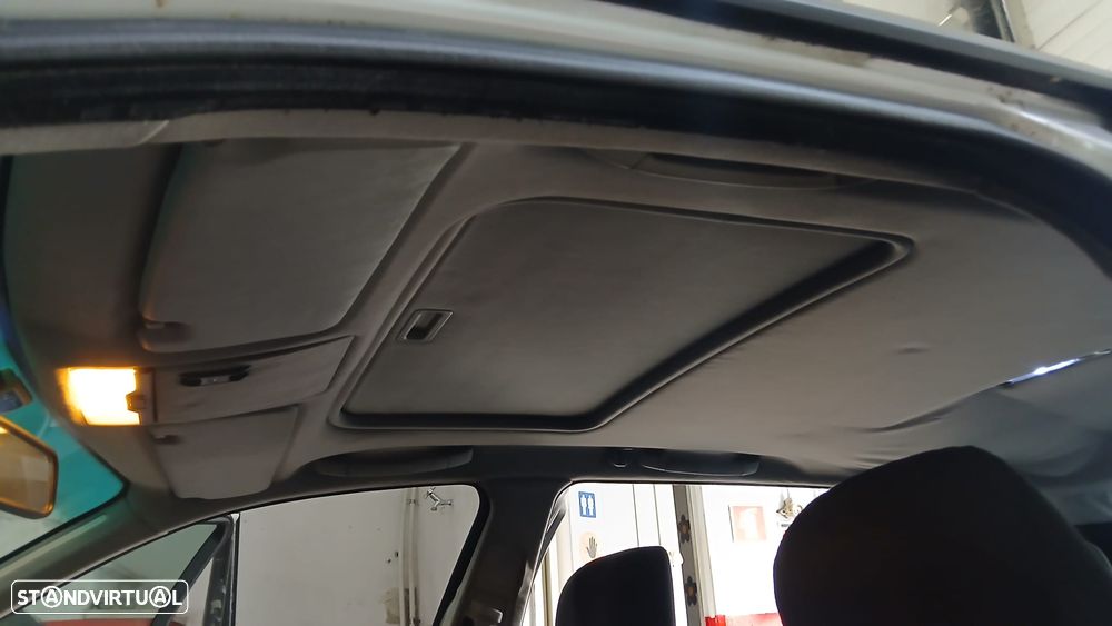 BMW 320 d Edition Sport - 10