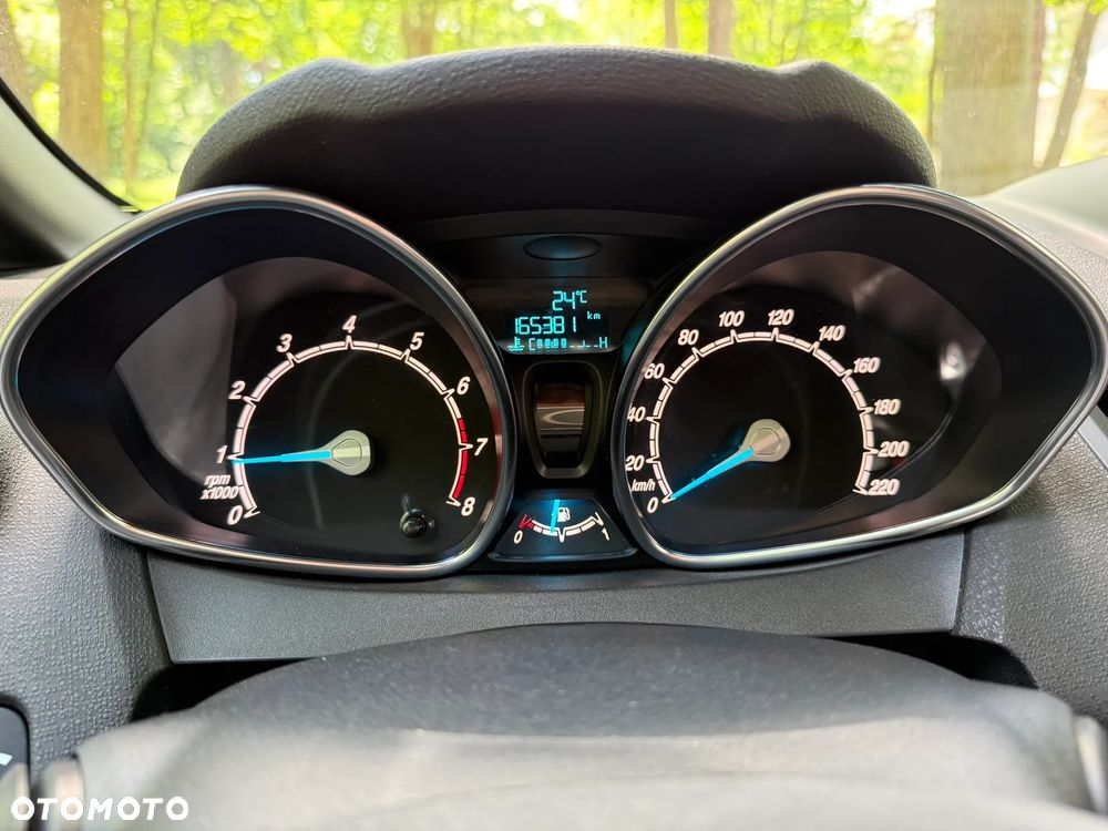 Ford Fiesta - 16