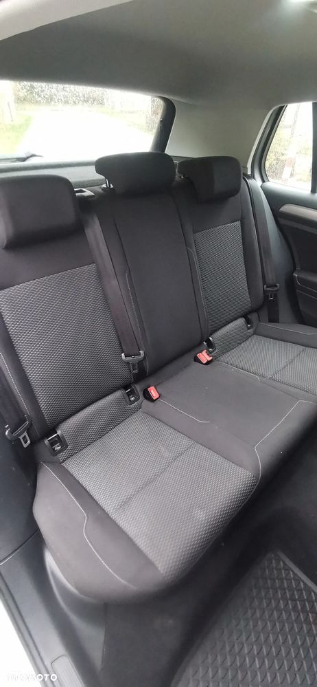 Volkswagen Golf VII 1.0 TSI BMT Trendline - 17