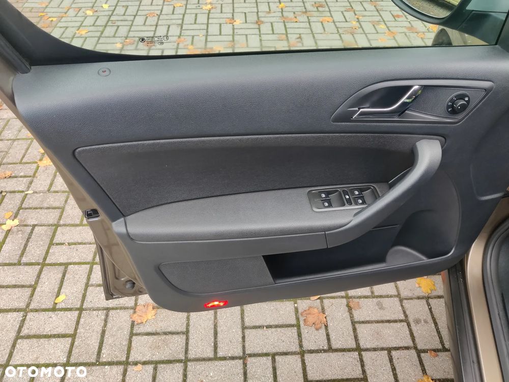 Skoda Yeti 1.4 TSI Ambition PLUS EDITION - 19