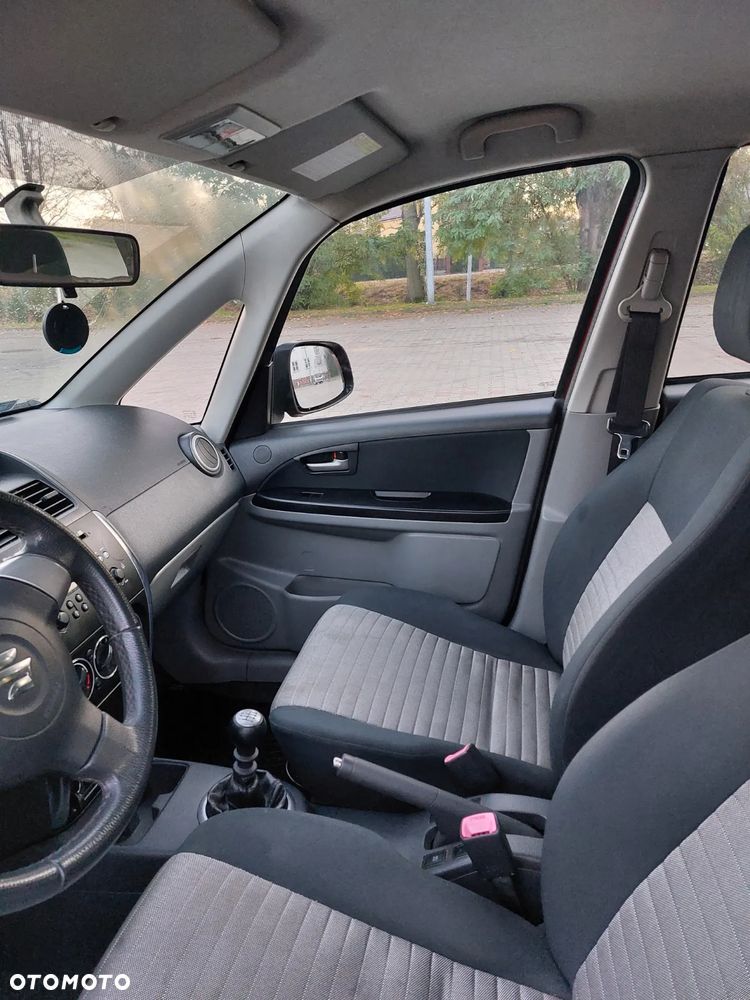 Suzuki SX4 1.9 DDiS DPF 4x2 Comfort - 5