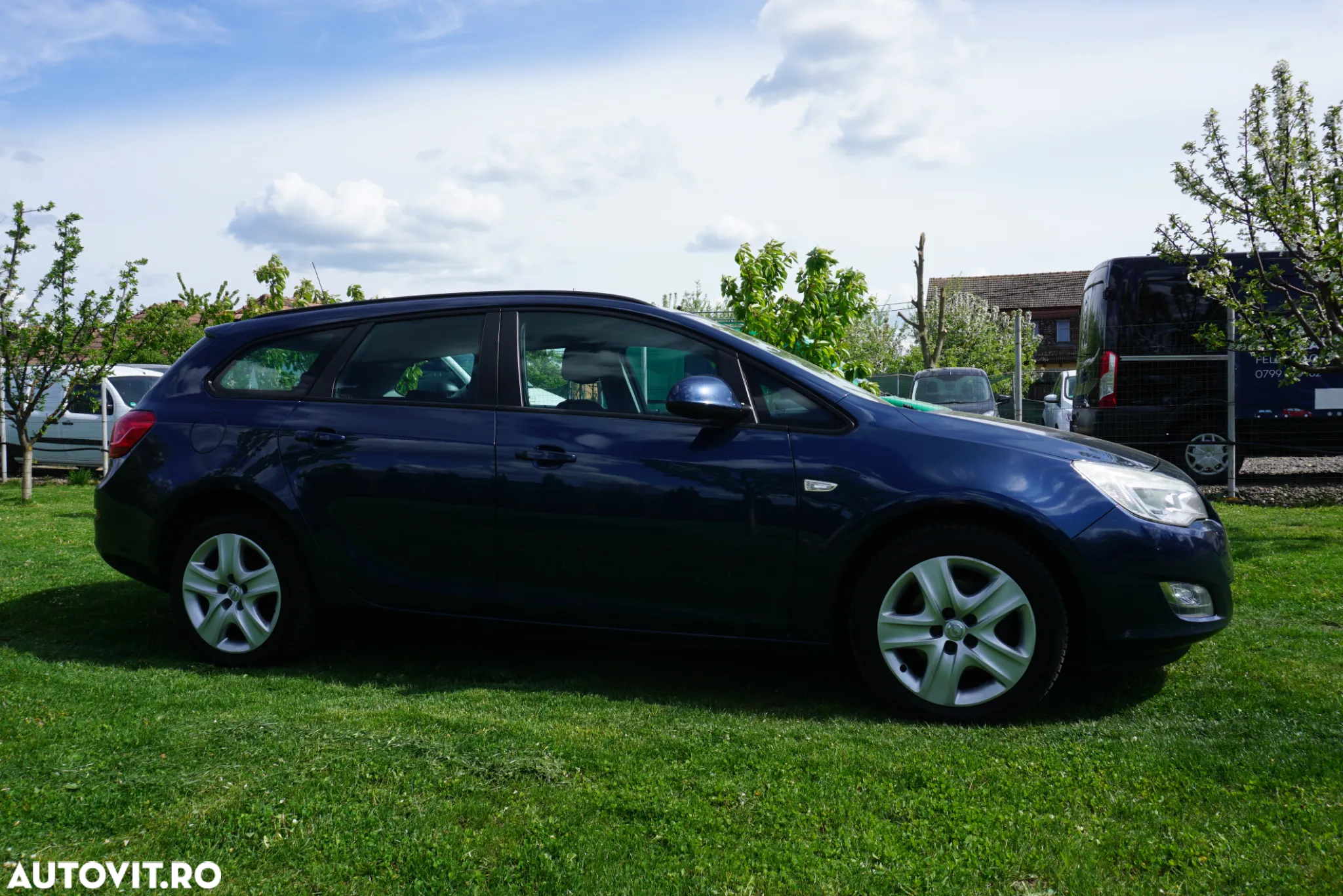 Opel Astra 2.0 CDTI DPF Innovation - 3