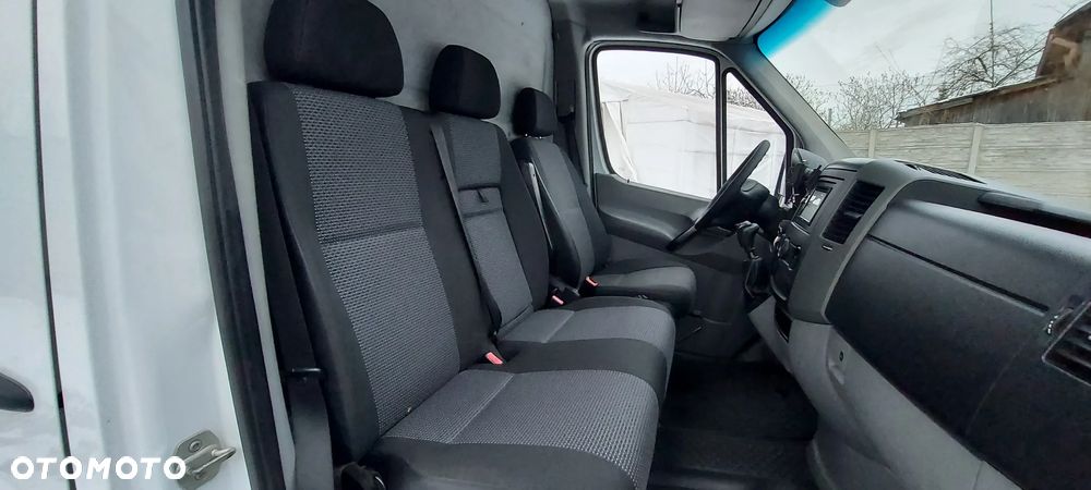 Mercedes-Benz SPRINTER - 18